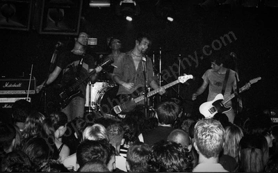 eskimo_joe_crowd__amp_2396_wyliepic_4_2004_09.jpg