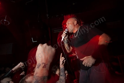 exploited_crowd_capital_wyliepic_10_07_04.png