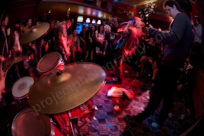 extortion_crowd_hydey_wyliepic_7_07_10.png
