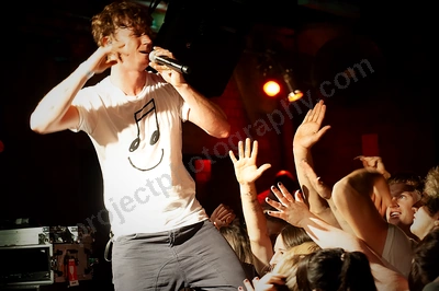faker_crowd_amp_wyliepic_10_1108.png