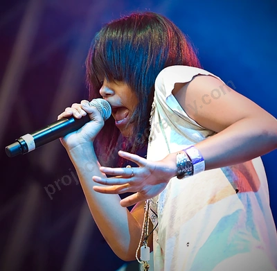 Fefe Dobson