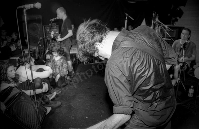 fugazi_crowd_grosvenor_605_wyliepic_10_93_01.jpg