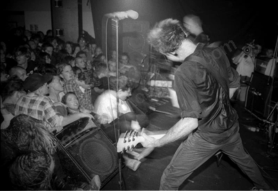fugazi_crowd_grosvenor_605_wyliepic_10_93_02.jpg