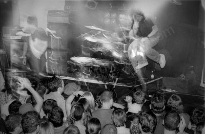 gerling_crowd_amp_2070_wyliepic_4_02_09.jpg