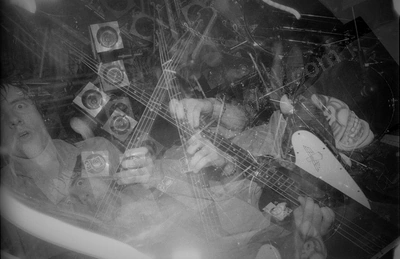 gerling_strobe_amp_2003_wyliepic_16_6_01_05.jpg