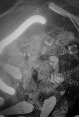 gerling_strobe_amp_2003_wyliepic_16_6_01_06.jpg