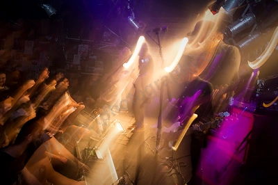 get_away_plan_crowd_amp_wyliepic_3_19_034.png