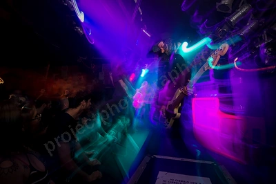 get_away_plan_crowd_amp_wyliepic_3_19_067.png