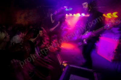 get_away_plan_crowd_amp_wyliepic_3_19_090.png