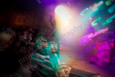 get_away_plan_crowd_amp_wyliepic_3_19_093.png