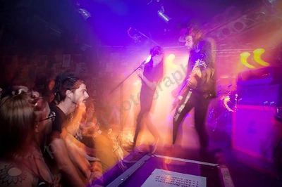 get_away_plan_crowd_amp_wyliepic_3_19_101.png