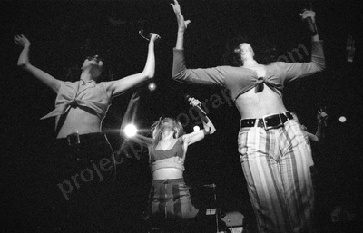 girlfriend_claremont_superdome_464_wyliepic_4_93_05.jpg