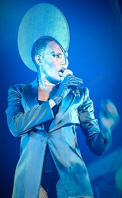 grace_jones_blues_roots_wyliepic_4_11_047.png