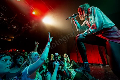 grates_crowd_capital_wyliepic_11_11_08.png