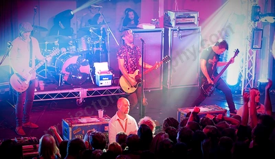 grinspoon_crowd_capital_wyliepic_4_13_02.png
