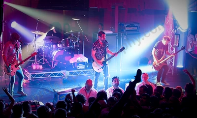 grinspoon_crowd_capital_wyliepic_4_13_20.png