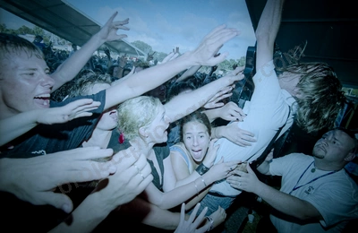 gyroscope_crowd_rollercoaster_2621_wyliepic_26_12_05_03.jpg
