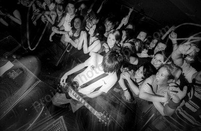 gyroscope_crowd_rosemount_2644_wyliepic_2_2006_02.jpg
