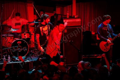 have_heart_crowd_stagediving_capitol_wyliepic_6_08_ 03.png
