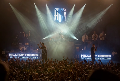 hilltop_hoods_crowd_red_hill_wyliepic_6_12_14_08.png