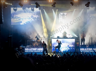 hilltop_hoods_crowd_red_hill_wyliepic_6_12_14_11.png