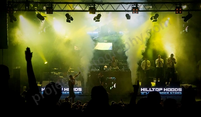 hilltop_hoods_crowd_red_hill_wyliepic_6_12_14_20.png
