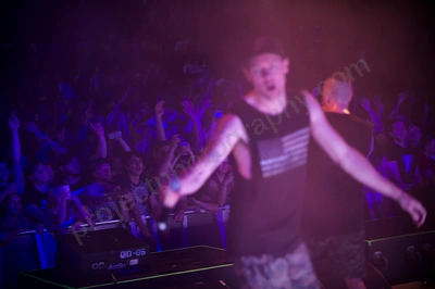 hilltop_hoods_crowd_red_hill_wyliepic_6_12_14_36.png