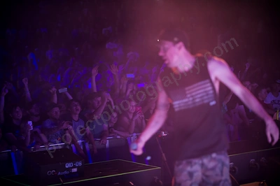 hilltop_hoods_crowd_red_hill_wyliepic_6_12_14_37.png