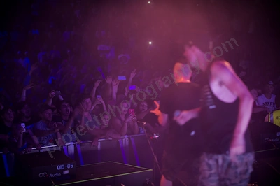 hilltop_hoods_crowd_red_hill_wyliepic_6_12_14_38.png