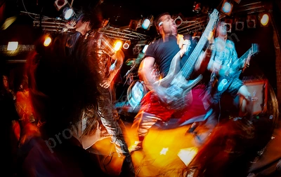 i_am_eternal_crowd_amp_wf_wyliepic_3_12_07.png