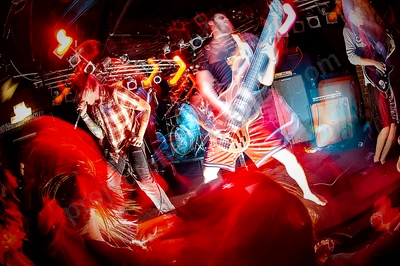 i_am_eternal_crowd_amp_wf_wyliepic_3_12_09.png