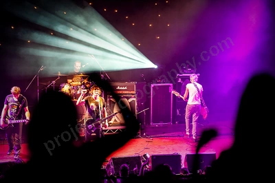 jebediah_crowd_astor_wyliepic_6_11_10.png