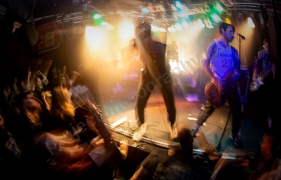 jesus_piece_crowd_amp_wyliepic_1_2020_01.png