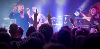 karnivool_rock_rover_crowd_wyliepic_8_6_19_029.png