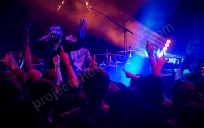 karnivool_rock_rover_crowd_wyliepic_8_6_19_047.png