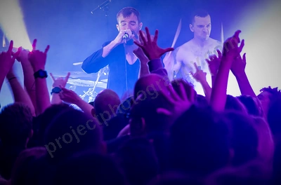 karnivool_rock_rover_crowd_wyliepic_8_6_19_096.png