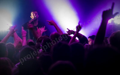 karnivool_rock_rover_crowd_wyliepic_8_6_19_113.png