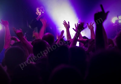 karnivool_rock_rover_crowd_wyliepic_8_6_19_117.png