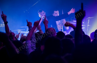 karnivool_rock_rover_crowd_wyliepic_8_6_19_121.png
