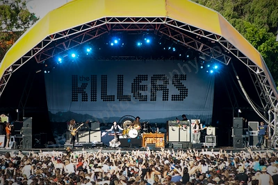 killers_crowd_bdo_wyliepic_2_2007_05.png
