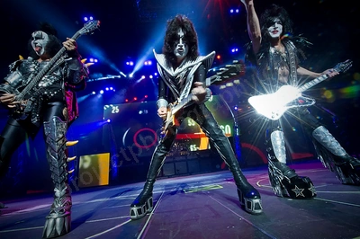 Kiss