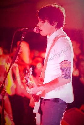 kisschasey_craigie_wyliepic_9_07_031.png