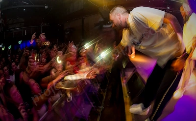 korpiklaani_crowd_capitol_wyliepic_5_19_35.png