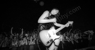 little_birdy_crowd_bdo_2328_wyliepic_1_2_2004_18.jpg