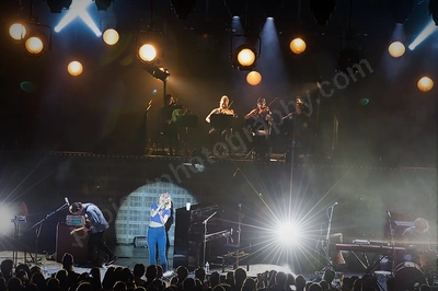 london_grammar_crowd_red_hill_wyliepic_3_15_16.png