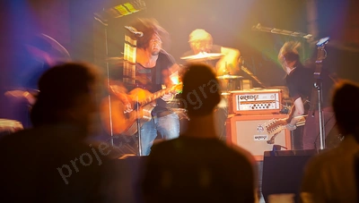 love_you_not_crowd_wf_rosemount_wyliepic_12_11_05.png