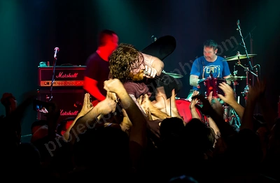 mclusky_crowd_badlands_wyliepic_1_20_47.png