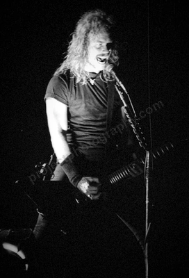 metallica_ent_cent_459_wyliepic_7_4_93_18.jpg