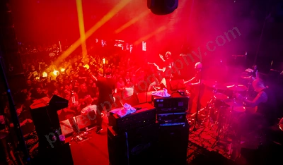 millencolin_crowd_metro_freo_wyliepic_3_19_64.png