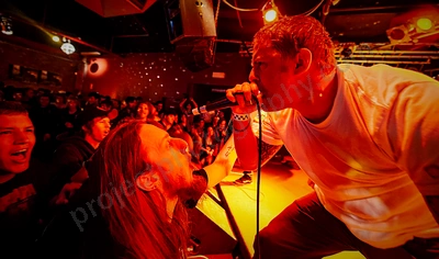 mindsnare_crowd_amp_wyliepic_8_08_11.png